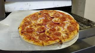 Chef’s Dish: Cooking a Pizza Without a Pan