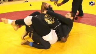 ELODIE DEROOSE VS SUZIE TORIS 58KG GRAPPLING FRANCE 2012