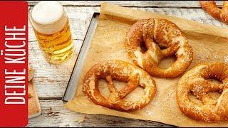 Laugenbrezel selber machen – einfach & lecker  | REWE Deine Küche