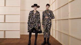 MOSCHINO PRE-FALL 2023 WOMENSWEAR AND FALLWINTER 2023 MENSWEAR COLLECTION