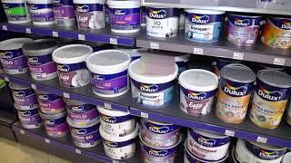 Как освежить стены. Краски для обоев Dulux