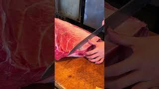 his Isn’t Wagyu… It’s Otoro from a GIANT Bluefin Tuna! #Otoro #黑鮪魚 #Wagyu #SushiLovers #ViralReel