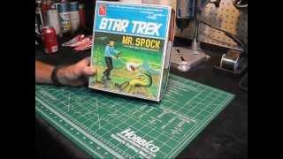 AMT Classic Original Mr. Spock Scale Model Kit OoB Review By TrekWorks