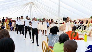 Afro Bridal Team Dances