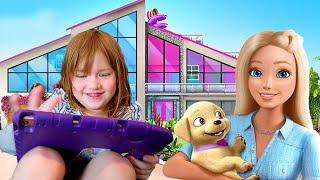 ADLEY iPAD TOUR!! playing Barbie Dream House, Princess Makeover, Toca Town pretend play, app reviews