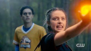 Legacies 2x03 Hope protects Landon from the Shunka (FULL HD)