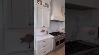 Luxury Kitchen Feat. #Fabuwood Cabinets : IG - @thatcabinetstore #kitchencabinets #cabinet