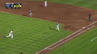 Freeman starts double play in eighth