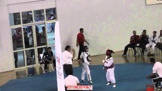 49kg Meryem Senlik vs İleyda Direk (Turkish Junior TKD Championships 2015)