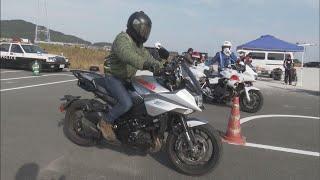 安全なバイクツーリングのため 白バイ隊員の運転技術講習会