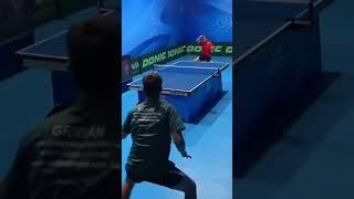 Crowd pleaser Backhand