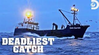 Destructive Boat Breakdowns | Deadliest Catch | Discovery