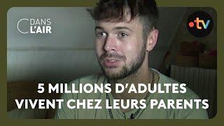 Crise du logement : ces jeunes qui retournent chez leurs parents - Reportage #cdanslair 29.11.2024