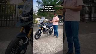 The Right Technique to Put BIG BIKE on Main Stand | BikeWale #shorts