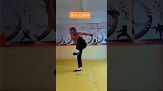 BRUCE LEE'S CLAWING KUNGFU FIST || KICKBOXING MARTIAL ARTS #combatsport #martialarts