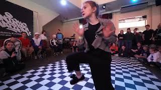 Krasnopevceva Mariana vs. Kalapkina Liza.  Quarterfinal.  Hip Hop 1x1 Baby