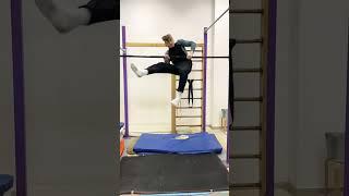 Первый в своём селе #спорт #sports #воркаут #workout #gimbarr #shorts #ютуб #турник #shortvideo