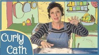 Hot Cross Buns | Messy Play Song | Curly Cath