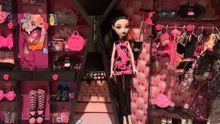 monster high mail  draculaura’s draculocker playset