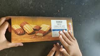 Kids Try Tesco Milk Chocolate Viennese Fingers