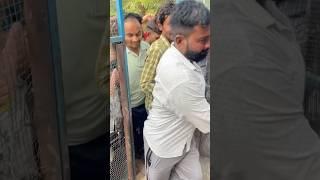 Sehzad Bhai Loni pets market #shorts #pigeon #kabutar #pigeons #kabootar