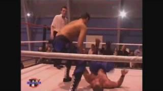 Mike 'The Poser' Mendoza v Lee Walker LDN Wrestling