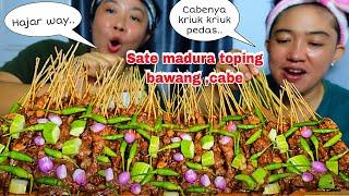 MALAM HARI MAKAN SATE MADURA TOPING CABE BAWANG TIMUN BARENG WAY