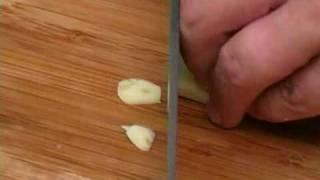 Cooking Tips : How to Slice Garlic