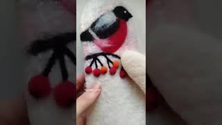 Теплые варежки  #валяниеизшерсти  #валяние #felting #новыйгод #подарок #shorts #felt #варежки #арт
