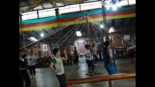 Atividades com Donas de Casa Dança Gaúcha Pau-de-fitas exercícios terceira idade prof. Jorge Machado