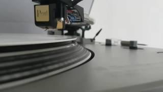 Technics SL-1600 Tonarmlift ungedämpft