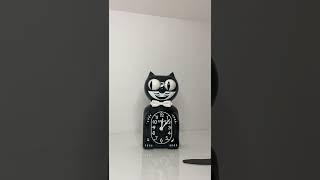 How to fix B2 KIT CAT clock when the tail and eyes won’t move but clock still keeps time.