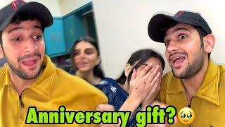 Anniversary par mujhe Kia gift doge ap? | gift ka sun kar shocked laggya