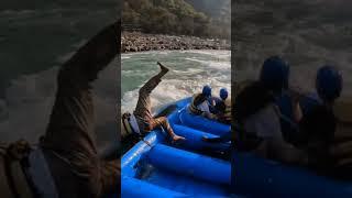 1peopl fall out#Rishikesh#River#Rafting#Ganga river#full#enjoy#Adventure boy