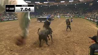 Austin Richardson rides Huckleberry for 89.75 points (PBR)