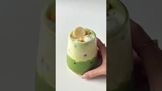Here is a quick version of Matcha Banana Pudding Cream Latte 