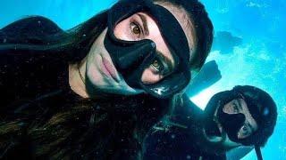 Top 30 trendiest scuba girls in latex full face gas masks