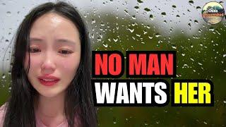 Men, I'm Sorry! Many Chinese Older Single Women Realize No Man Likes Them, Even If Exceptional!