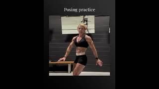Flex Friday Posing Practice