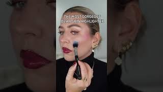 Dewy glowy skin in seconds #patmcgrath #patmcgrathlabs #highlighter #dewyskin
