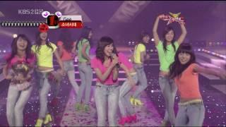 [Clip] SNSD - Tiffany's "Listen, Cookie Man!" and Yoona's Throwing Fail