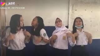 BAR....BAR YG PAKAI HIJAB