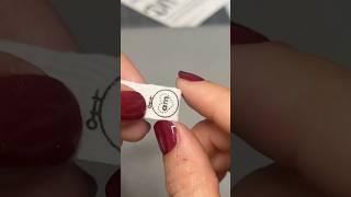 DIY Clothing Labels: Customize Your Wardrobe at Home #alejandramezadiy #diycrafts #labels #diy