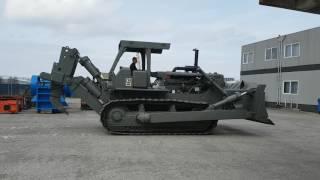 Demonstration of a Caterpillar D8K Ex-Army at Delta Machinery