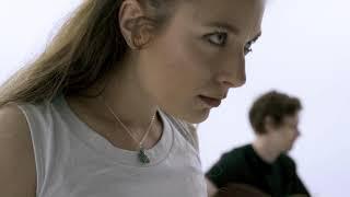 Zhaklina ft. Bobby Spencer - Gossip Queen [Official Music Video]