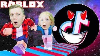 ТЕПЕРЬ Tik TOK Есть и в ROBLOX! Что ПРОИСХОДИТ в Мире ТИК ТОК? Игровой Побег от FFGTV в Роблокс