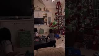 Funny GRINCH Stole Christmas 2022 - (kid prank)