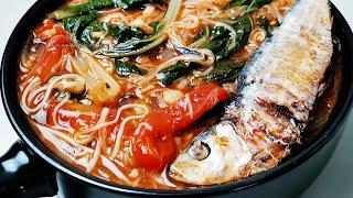 SOBRANG DALI LANG ILUTO NITONG GINISANG SARDINAS WITH MISUA AT PECHAY PERO PANALO TALAG SA SARAP!!!