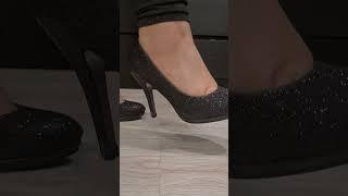 ASMR | Footcrush | Trampling | Crunchy sound