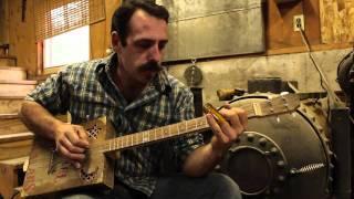 Homemade guitars: In The Garage TV Episode 8